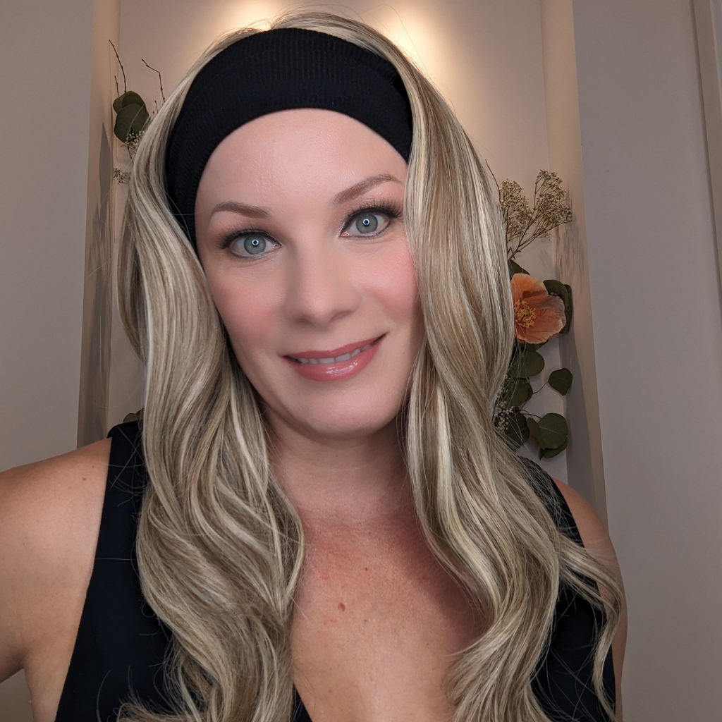 luxury synthetic headband wig blonde side closeup