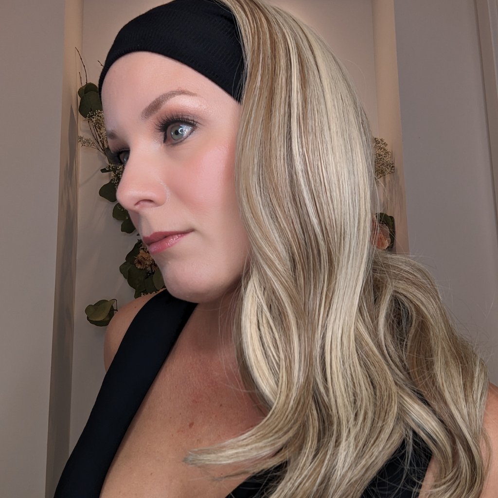 luxury synthetic headband wig blonde side close up