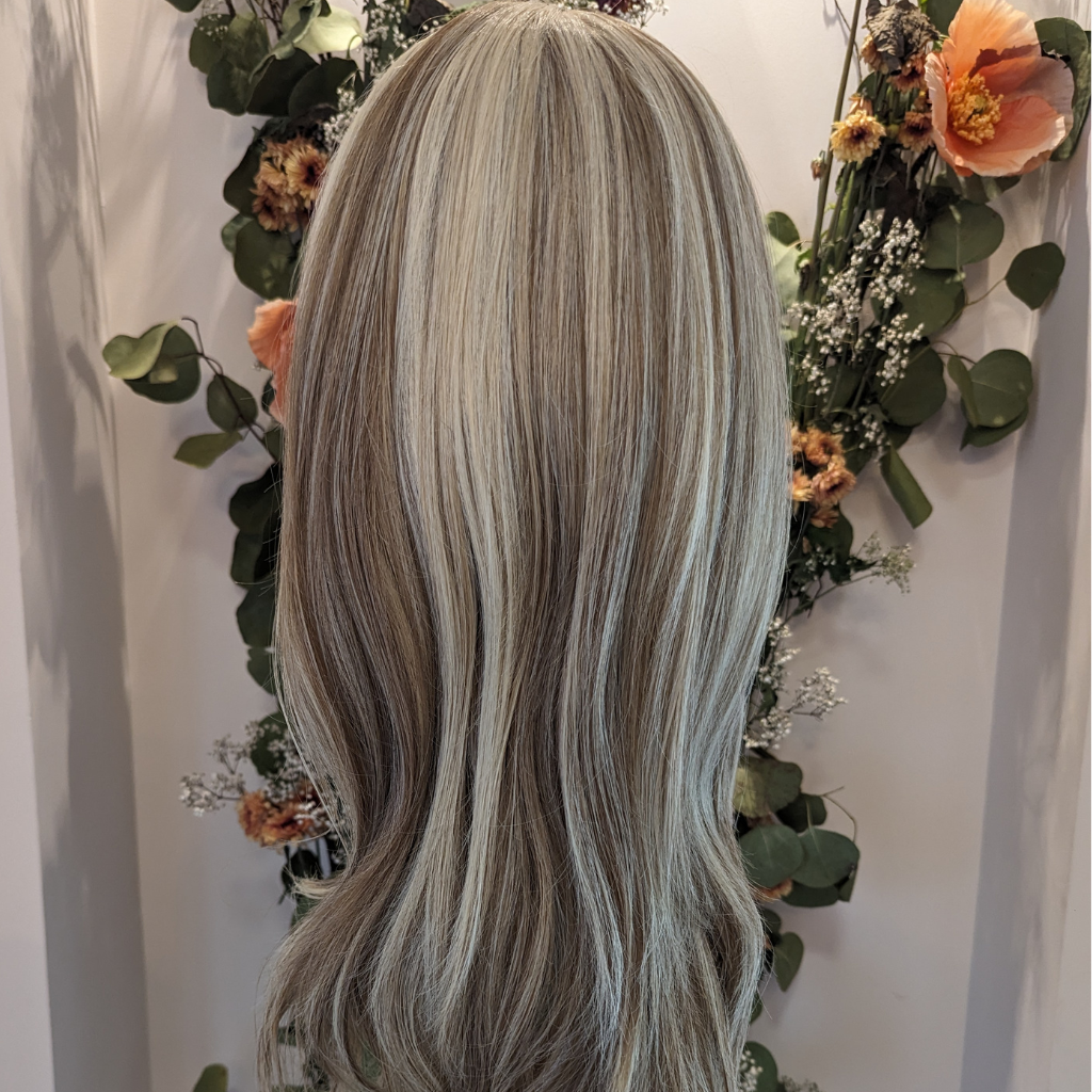 luxury synthetic wig blonde 